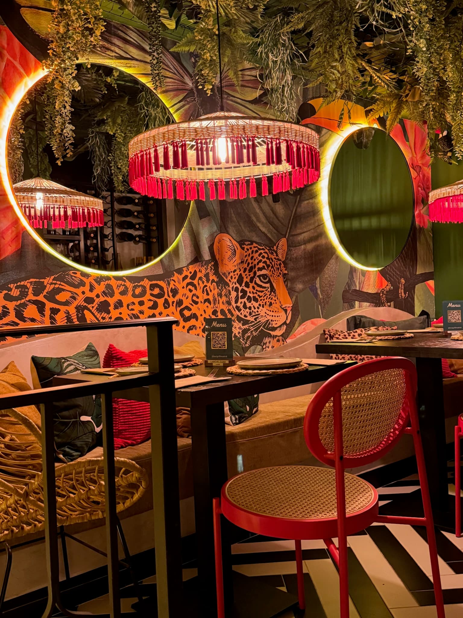 Lost Grill dining room, Madrid